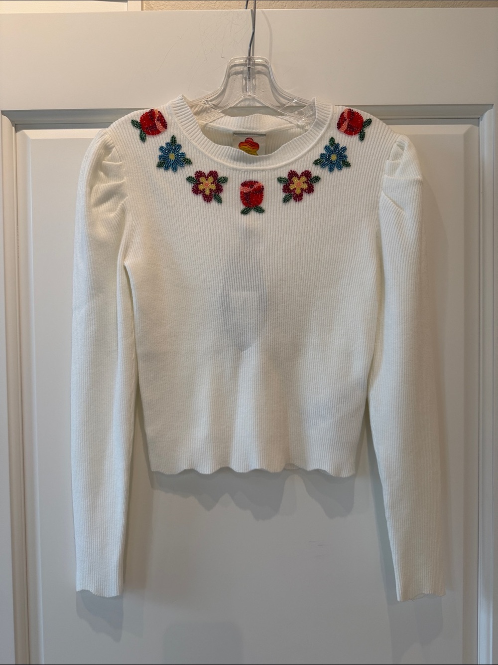 NEW Farm Rio White Floral Embroidered Crewneck Sweater - Size S